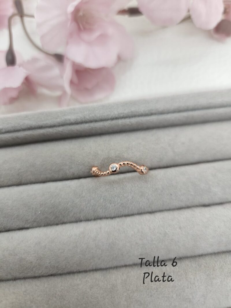 Anillo Rose Gold con circonias intercaladas