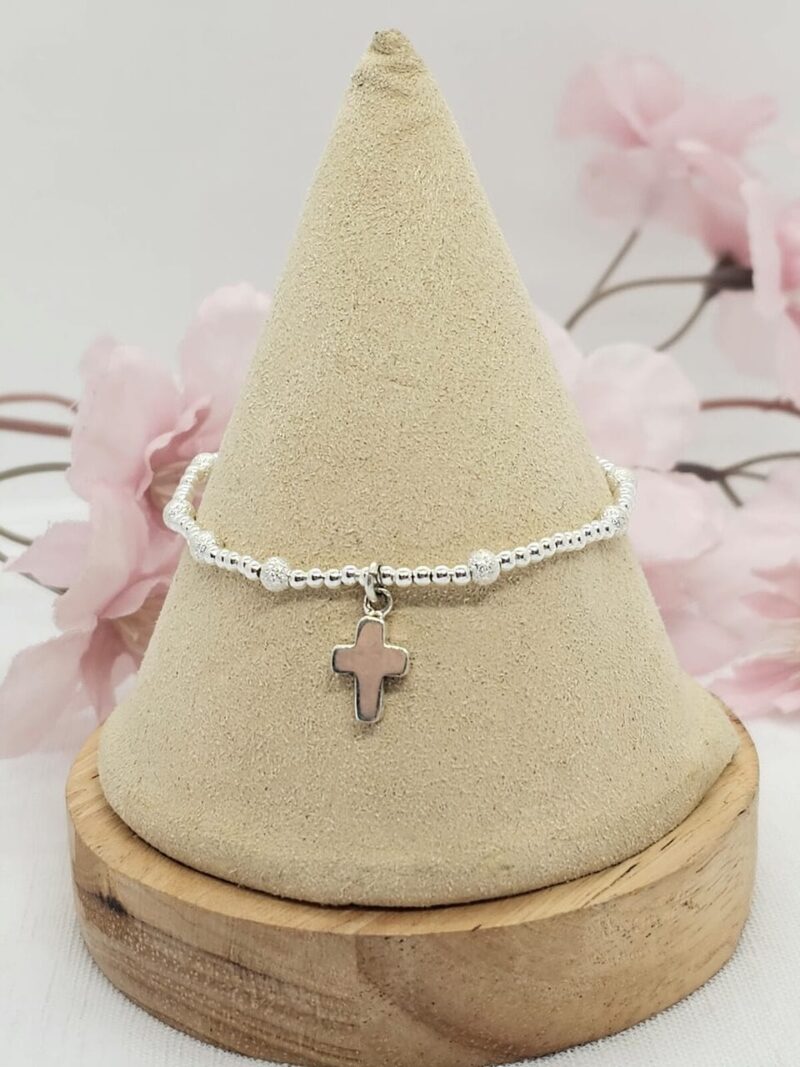 Pulsera elástica, bola 3, intercaladas brillantes, dije cruz colgando